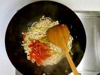 尖椒豆腐皮的做法步骤7