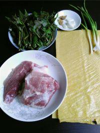 香椿春卷的做法步骤1