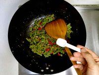 肉末豇豆的做法步骤10