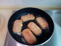 午餐肉煎蛋的做法步骤6
