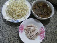 猪肉笋干菜汤面的做法步骤1