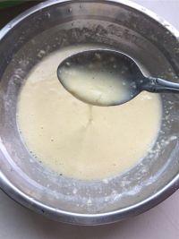 早餐鸡蛋卷饼的做法步骤2