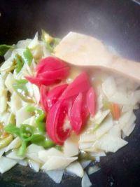 西红柿炒土豆片的做法步骤5