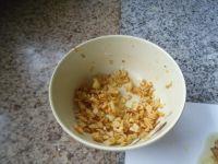 金蒜鸡翅的做法步骤11