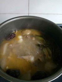 酸萝卜老鸭汤的做法步骤8