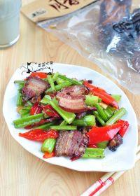 西芹炒腊肉的做法步骤7
