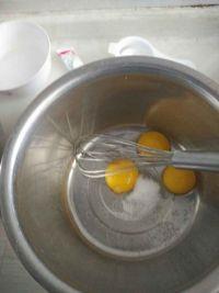 蛋糕卷的做法步骤2