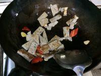 鱼滑炒杜院凉瓜的做法步骤12