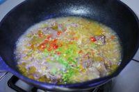 酸汤金针肥牛的做法步骤7