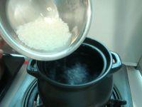 苹果白米粥的做法步骤2