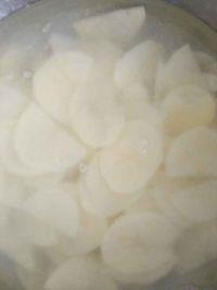 青椒土豆片的做法步骤2