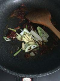 辣炒蛏子的做法步骤4