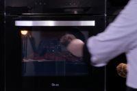 红曲酥皮泡芙的做法步骤11