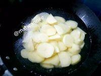 土豆肉片汤的做法步骤3