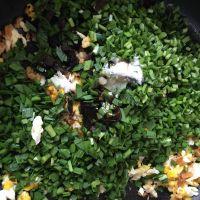 韭菜盒子的做法步骤6