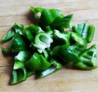 肉片炒口蘑的做法步骤3