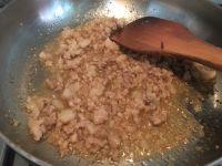 肉酱意大利面的做法步骤3