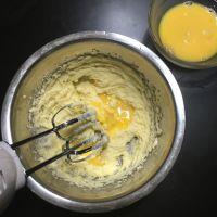 迷你翻糖蛋糕的做法步骤3