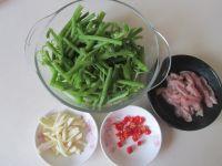 小炒南瓜梗的做法步骤2