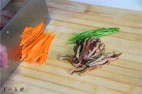 冰镇金针菇的做法步骤2