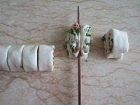 香肠小葱花卷的做法步骤9