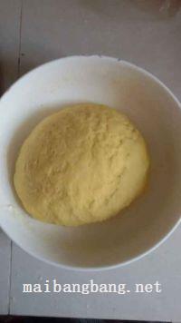 飘香葱花饼的做法步骤2