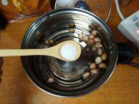 玉米渣花生粥的做法步骤2