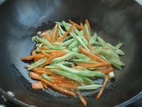 方便面焖面#小虾创意料理#的做法步骤4