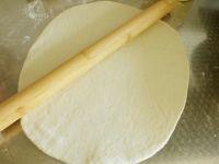 油盐烧饼的做法步骤7