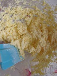 黑加仑杏仁派的做法步骤3