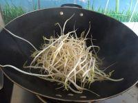 豆芽炒韭菜的做法步骤4