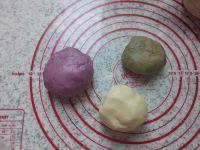 三色中式酥的做法步骤7