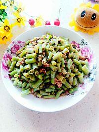 梅干菜肉末炒豆角的做法步骤9