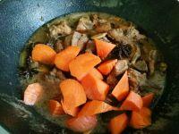 胡萝卜烧排骨的做法步骤10