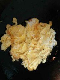 韭菜炒鸡蛋的做法步骤4