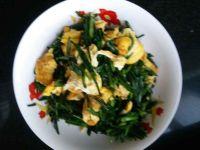 韭菜炒鸡蛋的做法步骤9