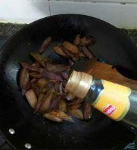 胡萝卜炒茄子的做法步骤7