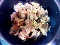 无水酱排骨的做法步骤3