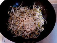 鲍菇豆芽的做法步骤5