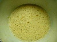 八寸可可戚风蛋糕的做法步骤1