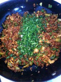 酱油炒饭的做法步骤9