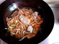 五花肉炖黄花菜的做法步骤8