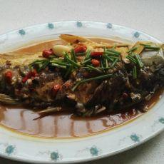 红烧鲫鱼