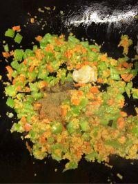 鲫鱼籽炒鸡蛋的做法步骤4