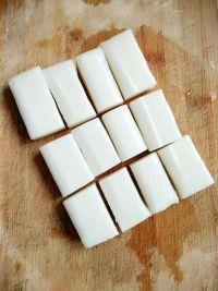 香煎酱油年糕的做法步骤2