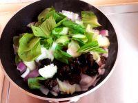 油菜炒虾皮的做法步骤6