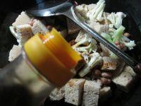 花生米烤麸煮花菜的做法步骤6