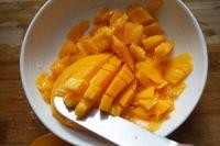 彩虹思慕雪的做法步骤3