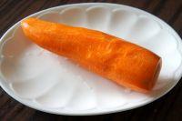 胡萝卜汁烫面蒸饺的做法步骤1