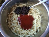 橄榄菜意面的做法步骤3